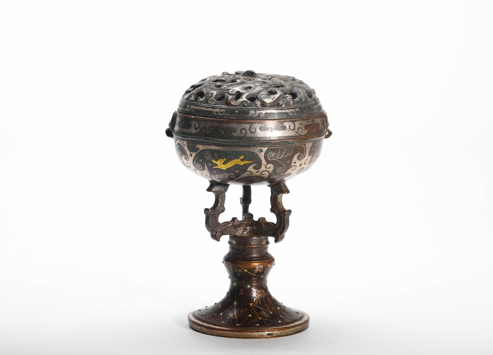 HAN DYNASTY INLAID GOLD AND SILVER BOSHAN FURNACE: H:15cm (5.91in) W:11cm (4.33in) Weight:640g (1.41lb)
