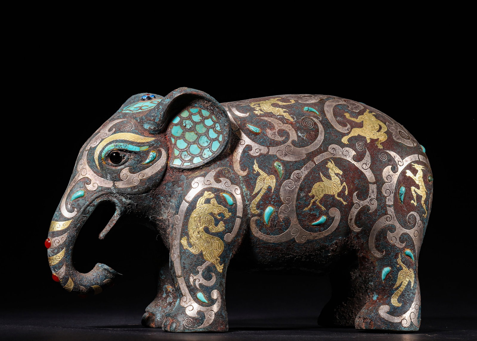 BRONZE ELEPHANT WEIGHT WITH GOLD & SILVER INLAY AND TURQUOISE INLAYS, WARRING STATES PERIOD (1 of 11)