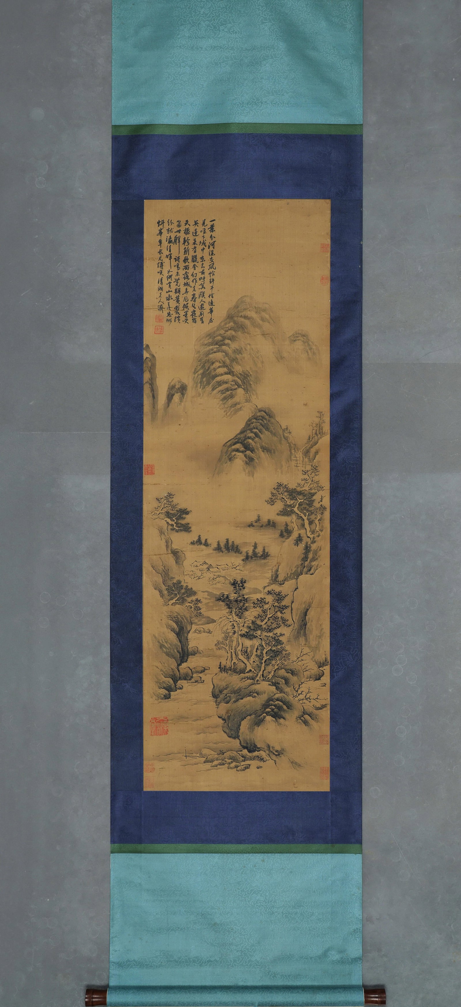 SHI TAO, HANGING SCROLL - RECLUSE LIVING IN STREAM MOUNTAINS (QING DYNASTY, 1642?C1707 AD) (1 of 9)