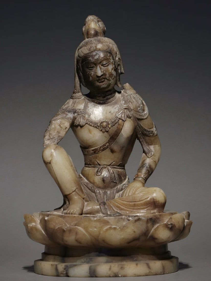 PYROPHYLLITE SEATED AVALOKITESHVARA IN RELAXED POSE, LIAO-JIN PERIOD (907?C1234 AD) (1 of 7)