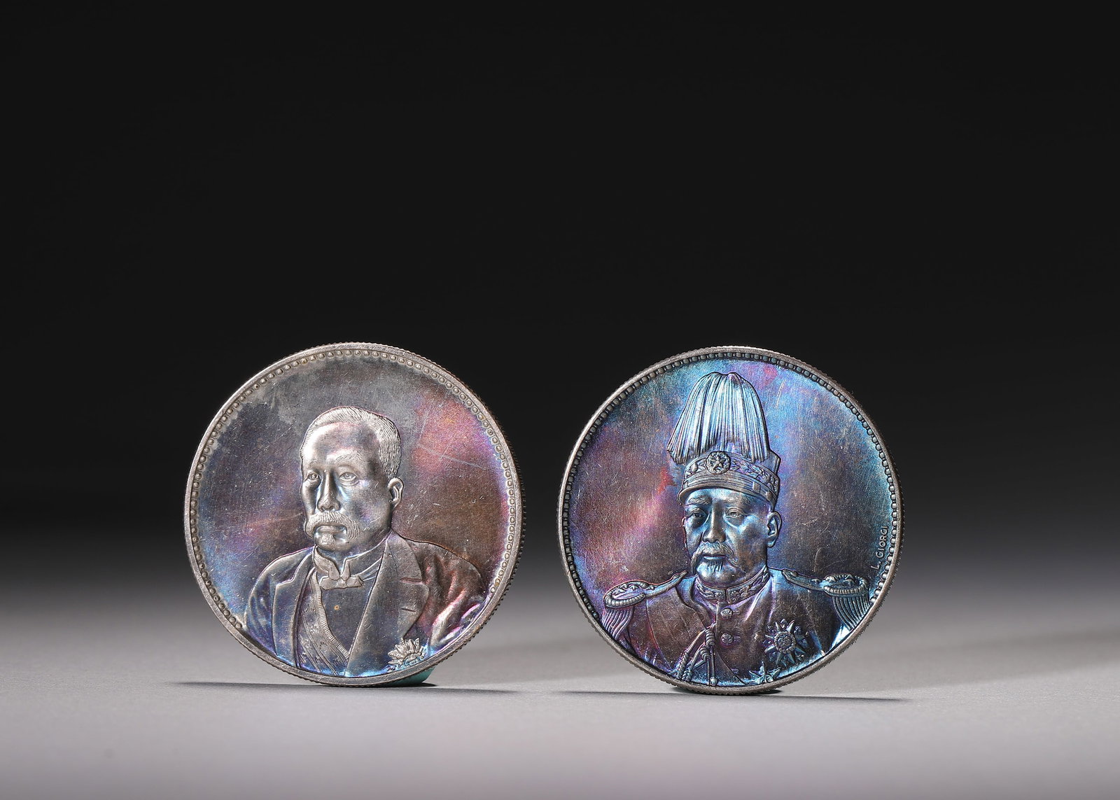 A GROUP OF TWO REPUBLICAN SILVER COMMEMORATIVE COINS: XU SHICHANG RENSHOU TONGDENG & YUAN SHIKAI: D 4cm (1.57 in); Wt 55g (0.12 lb),A set of two premium Republican silver commemorative coins. One is Xu Shichang "Renshou Tongdeng?? commemorative coin dated September, 10th Year of the Republic of Ch