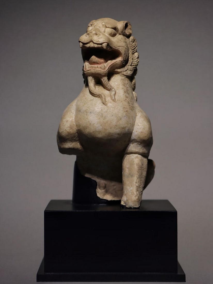 WHITE MARBLE SEATED LION, TANG DYNASTY (618?C907 AD) (1 of 7)