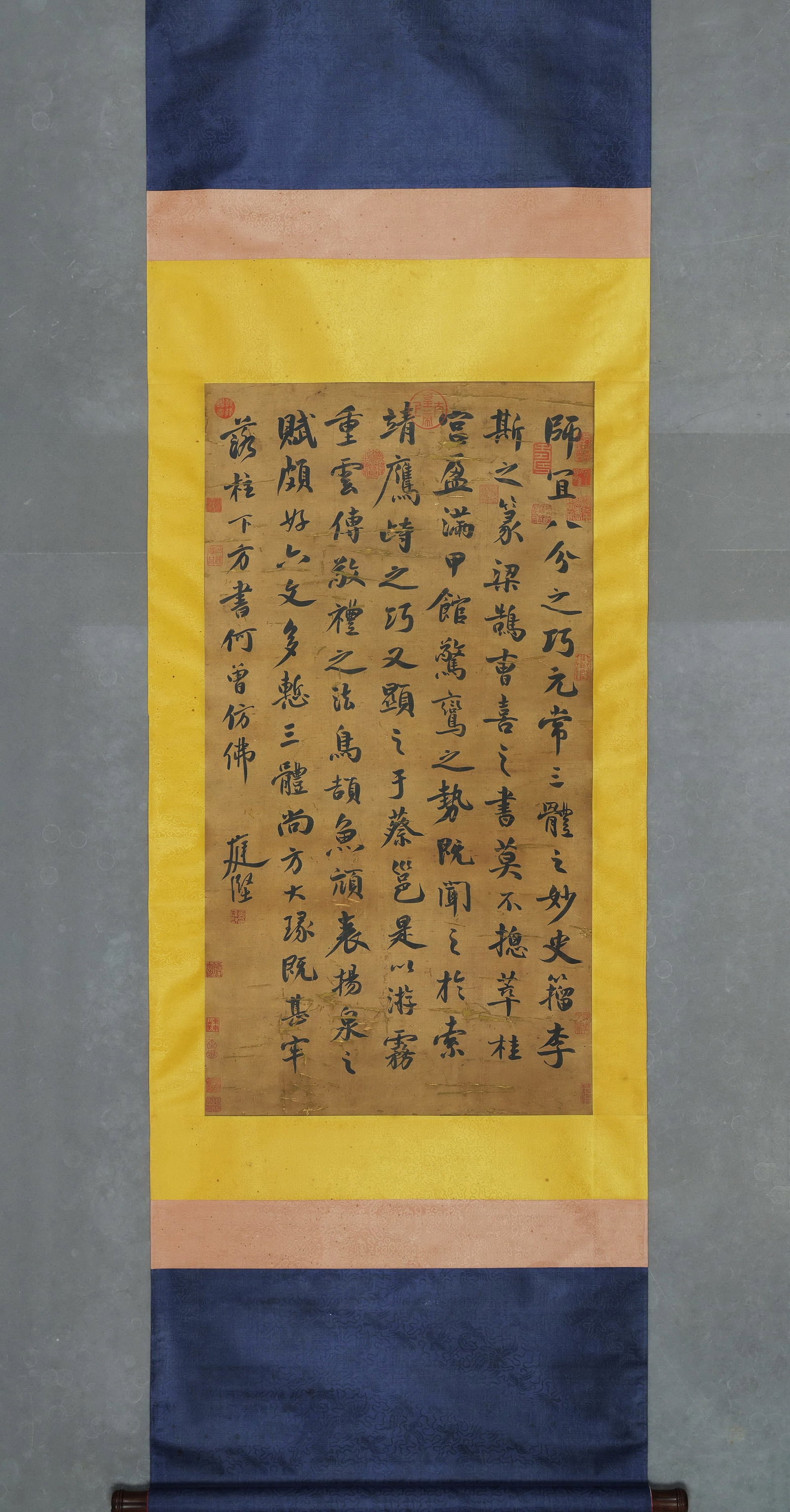 HUANG TINGJIAN (1045?C1105 AD), CALLIGRAPHY ON CALLIGRAPHY THEORY IN RUNNING SCRIPT, INK ON SILK,: Image L 99cm (38.98 in) x Image W 53cm (20.87 in),Running script excerpt discussing ancient calligraphers. Fluid and unrestrained brushwork bearing signature Huang Tingjian stylistic traits. Signed "T