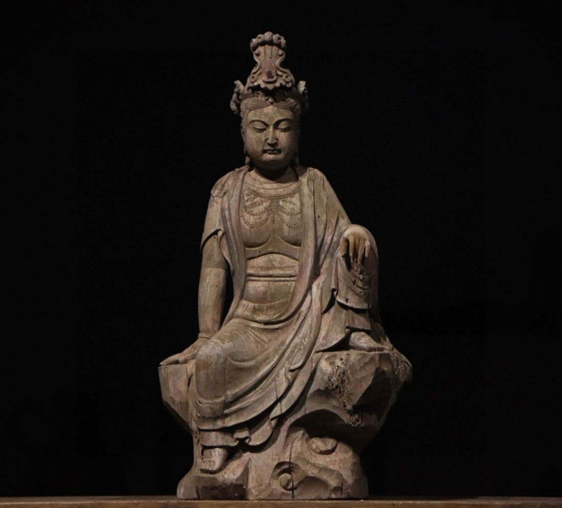 SONG DYNASTY, PAINTED WOOD SCULPTURE OF AVALOKITESHVARA IN RELAXED SEATED POSE (960?C1279) (1 of 9)