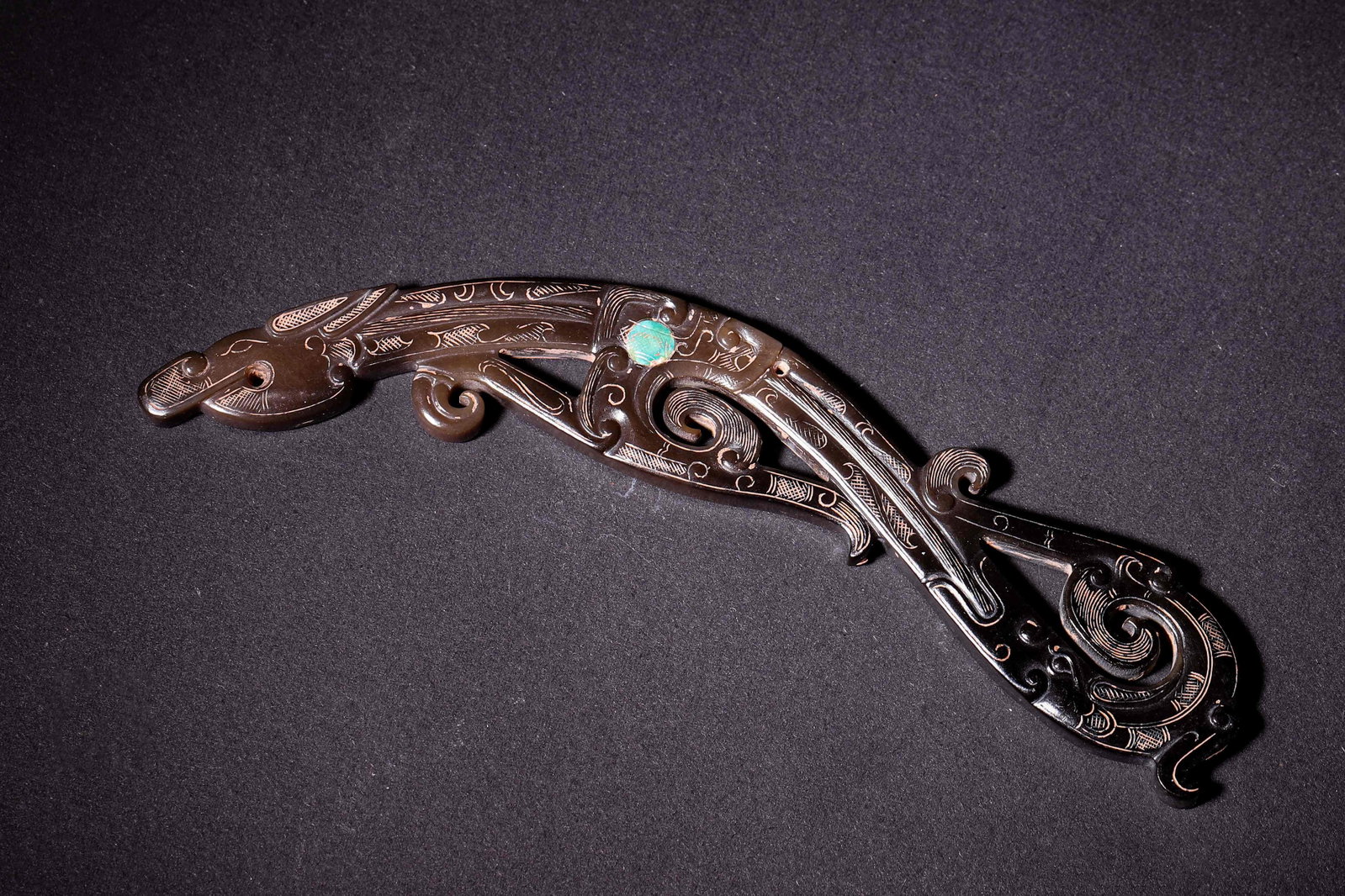 Warring States, Openwork Jade Dragon Pendant With Turquoise Inlay (1 of 7)
