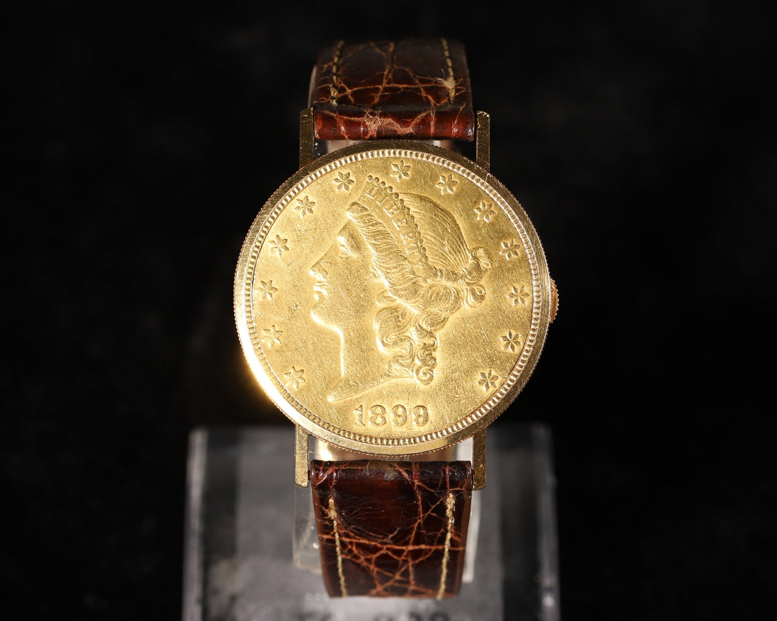 A Patek Philippe 1899 Us $20 Liberty Gold Coin Flip-Case 18K Yellow Gold Manual Winding: A rare collectible Patek Philippe flip watch crafted from authentic 1899 US $20 Liberty gold coin with full 18K yellow gold construction, fitted with original Patek Philippe manual winding movement. T