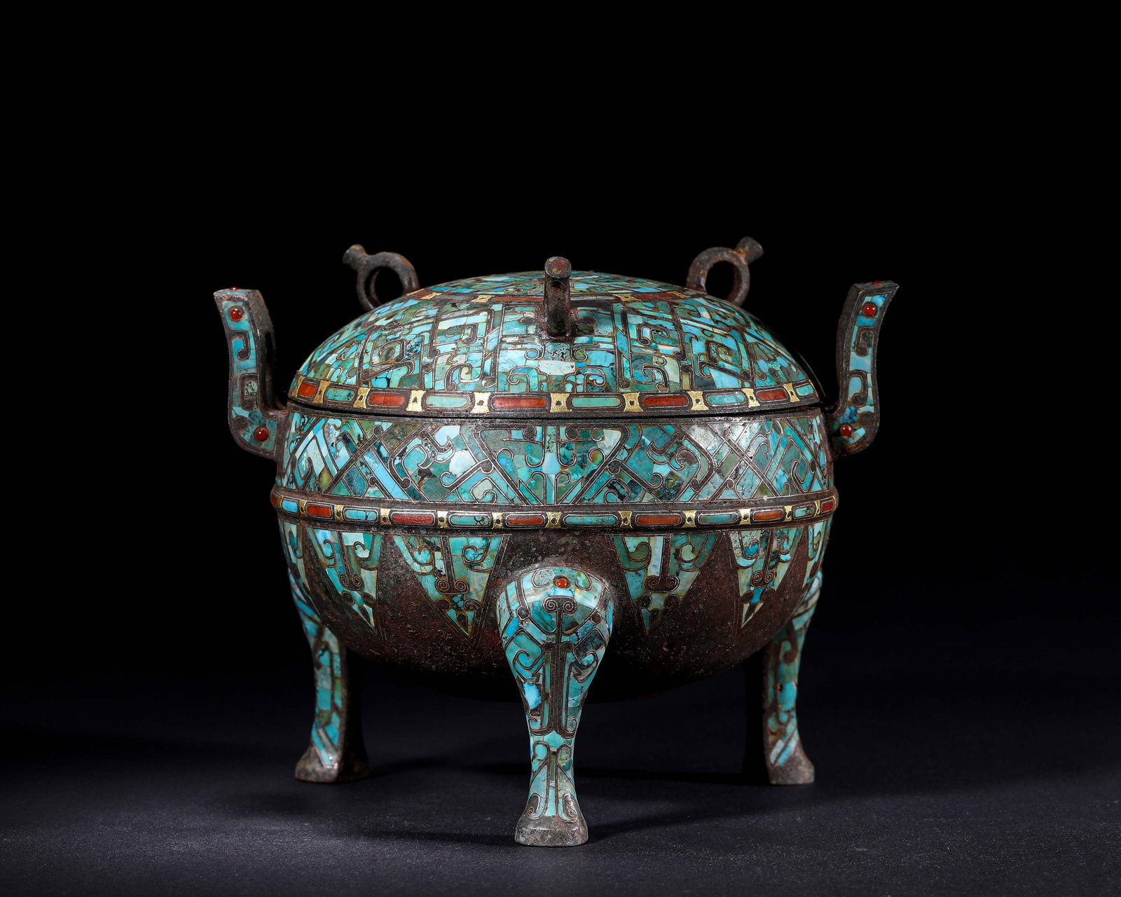 Han Dynasty,Bronze Tripod Censer With Cover Inlaid With Turquoise And Gold (1 of 10)