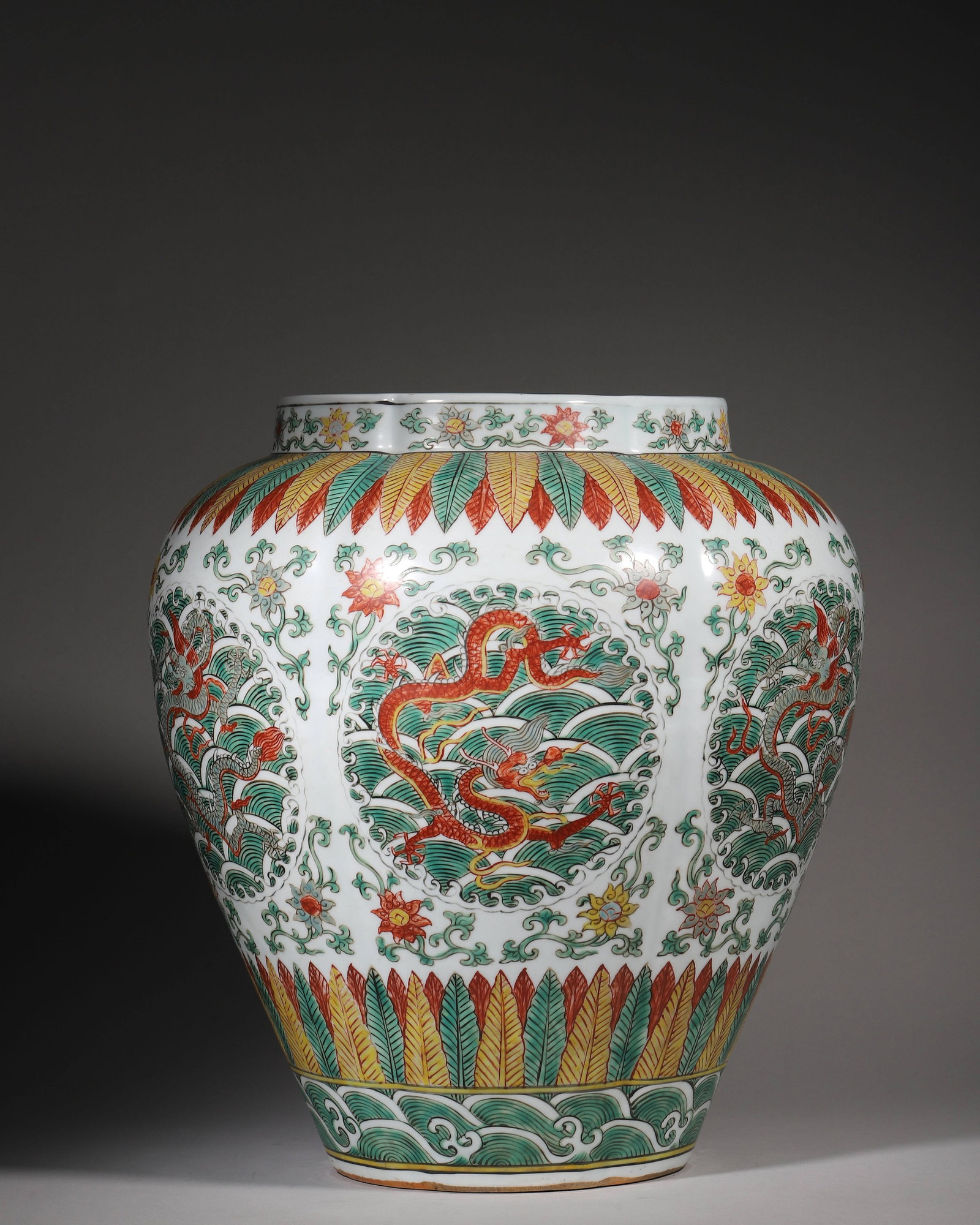 Wucai Melonshaped Jar With Medallion Dragon And Wave Motifs, Jiajing Ming (15221566 Ce) (1 of 7)