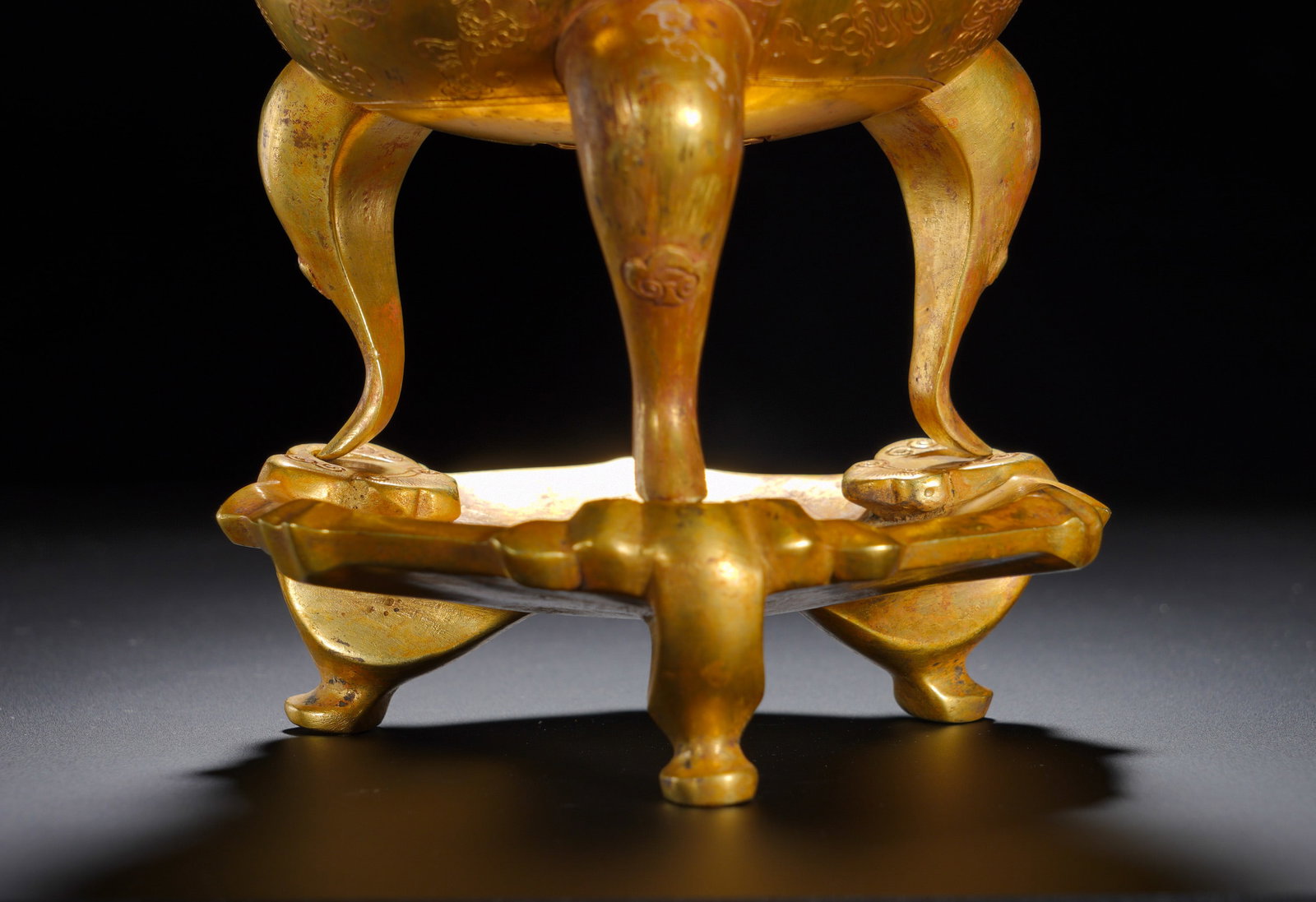 Tang Dynasty Copper Gilded Cloud Pattern Incense - 4