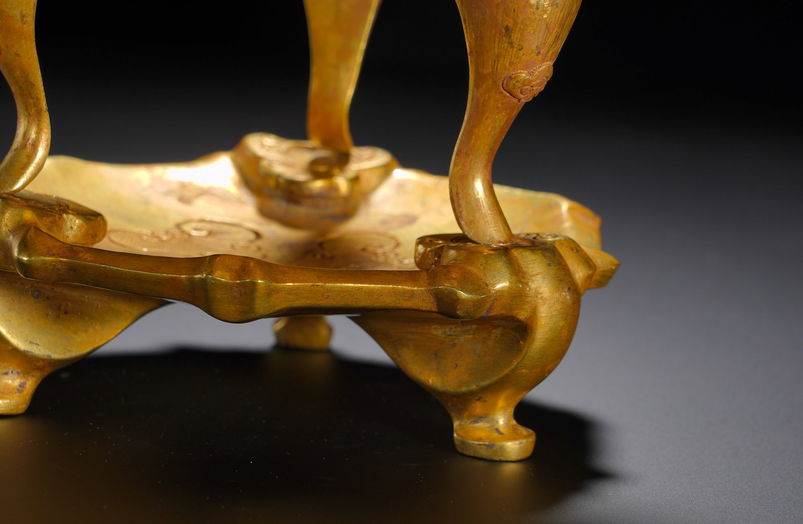 Tang Dynasty Copper Gilded Cloud Pattern Incense - 7