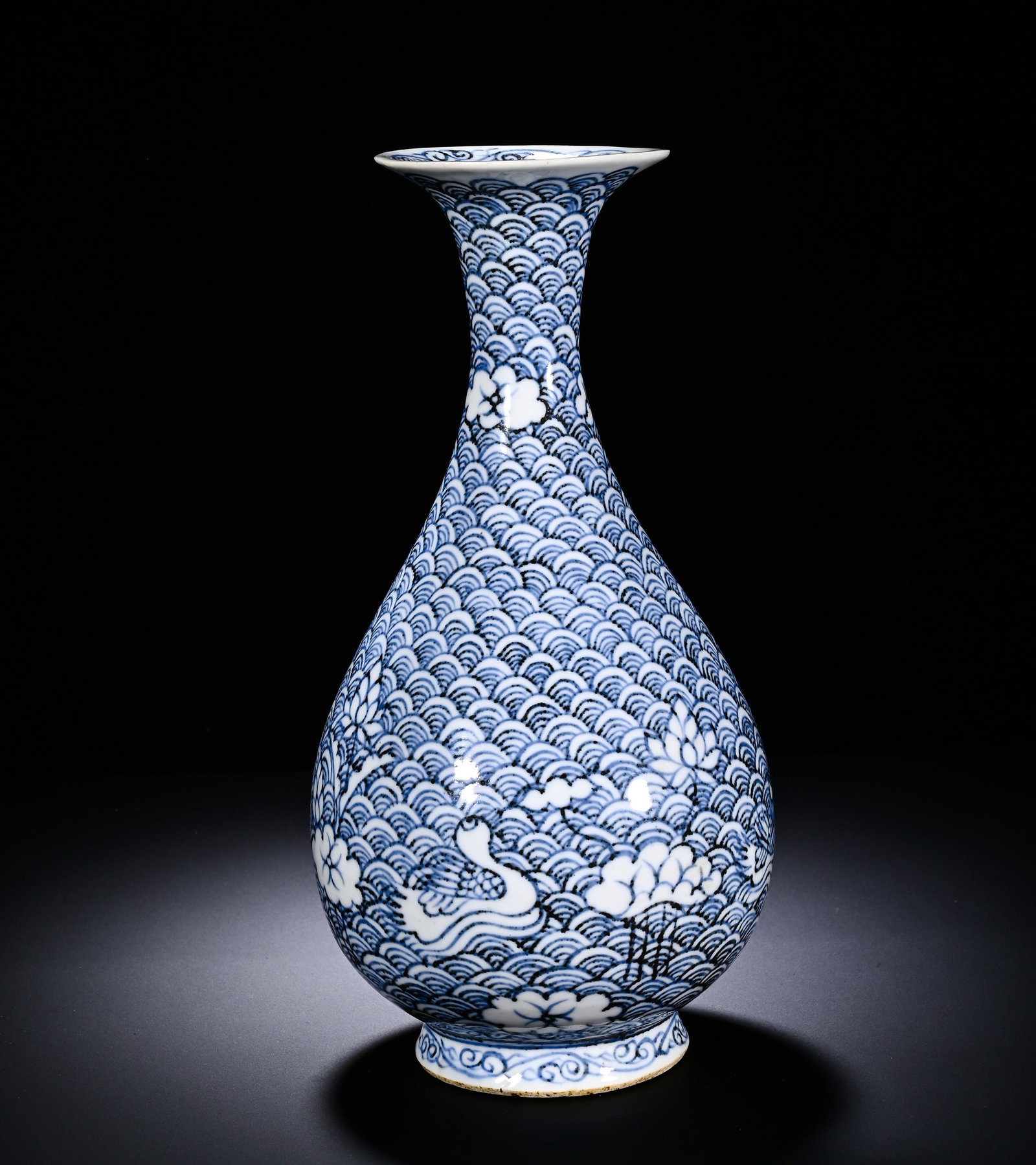 Yuan Blue And White Sea Water Lotus Pond Mandarin Duck Pattern Jade Pot Spring Vase: Height:29cm(11.42in), Diameter:14cm(5.51in)Classic pear-shaped yuhuchun form with flared mouth, slender neck, plump drooping belly and ring foot, presenting elegant silhouette. The whole surface is co