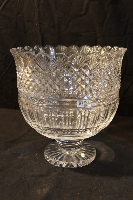 Waterford Crystal - Retired 10" Master Cutters Special Trifle Bowl: 10"x10"