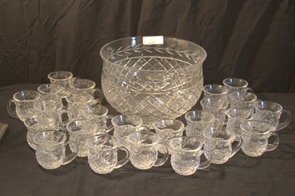 Waterford Crystal - Rare Punch Bowl - Retired - w. 24 Cups