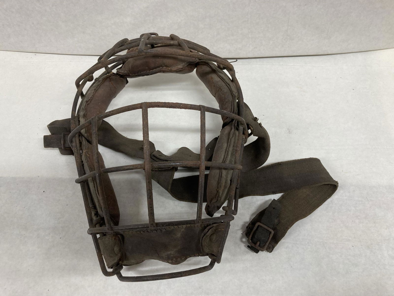Leather Baseball Catchers Mask (1 of 3)
