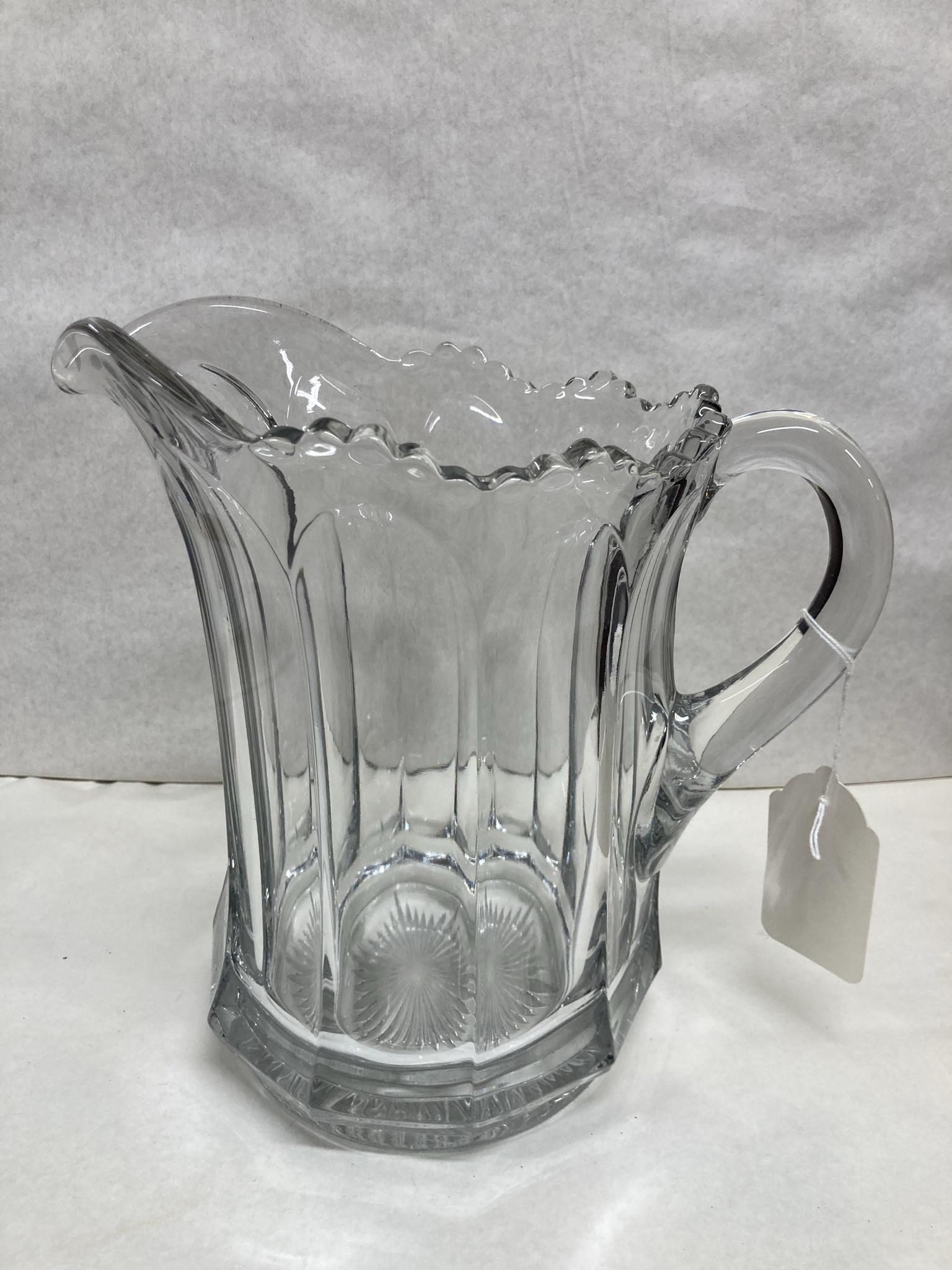 Heisey Glass Pitcher 9.5 inches tall (1 of 3)