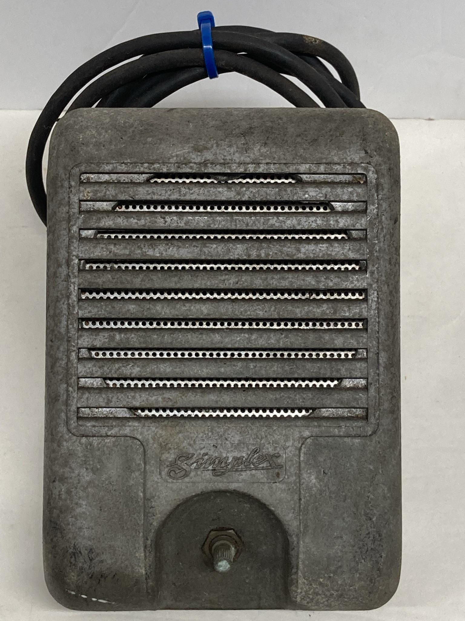 Simplex Speaker Drive-in Theater (1 of 3)