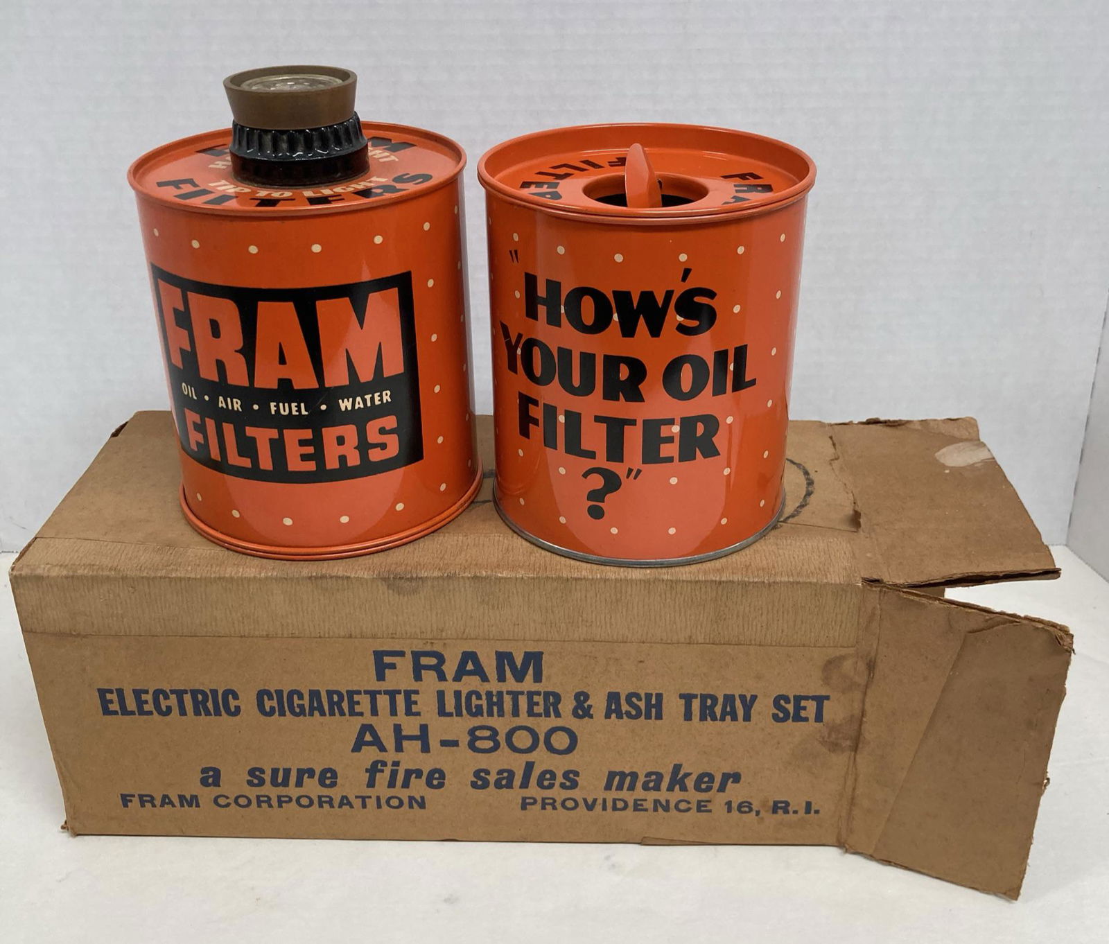 Advertising Petrolina, Gas, Oil Electric Cigarette Lighter and Ash Tray Set (1 of 5)