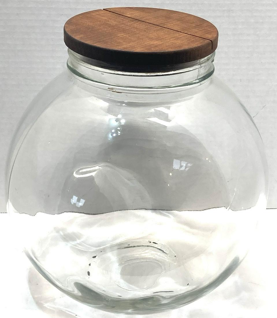 Store Display Jar with Wooden Lid (1 of 6)