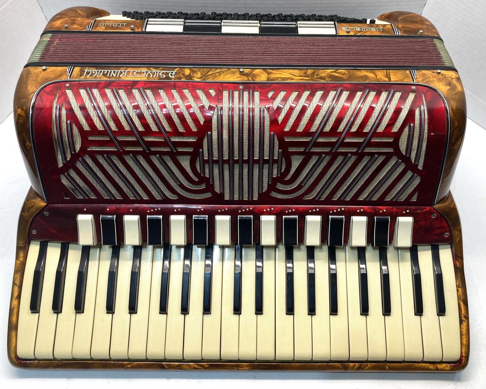 Antique Accordion- Mondolfo- D.Silvestrini E. Figg Italia: Antique Accordion- Mondolfo- D.Silvestrini E. Figg Italia