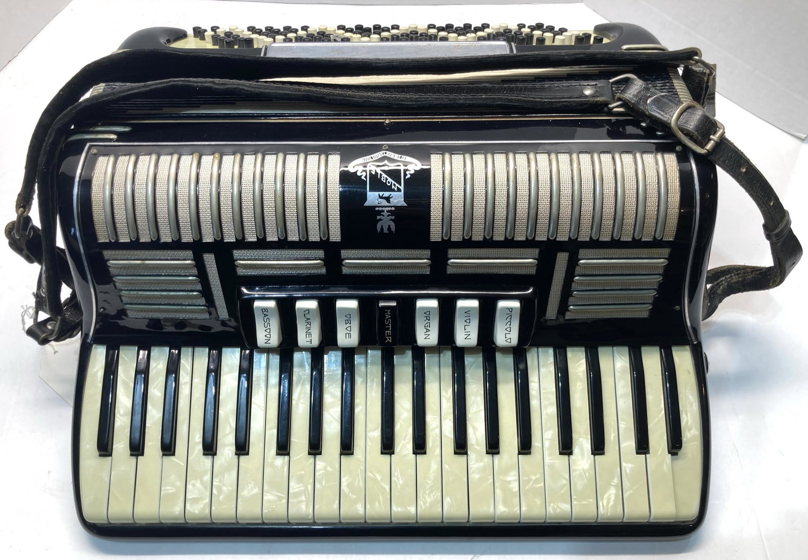 Accordion- Moble: Accordion- Moble