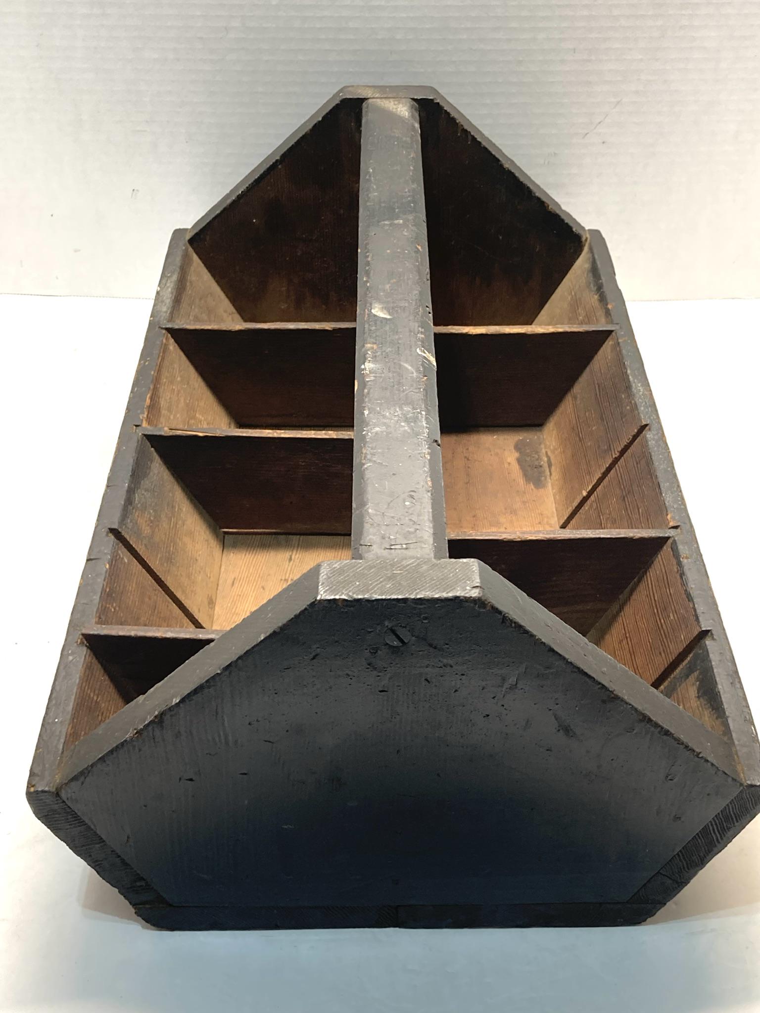 Pine Tool Carrier with Adjustable Dividers (1 of 7)