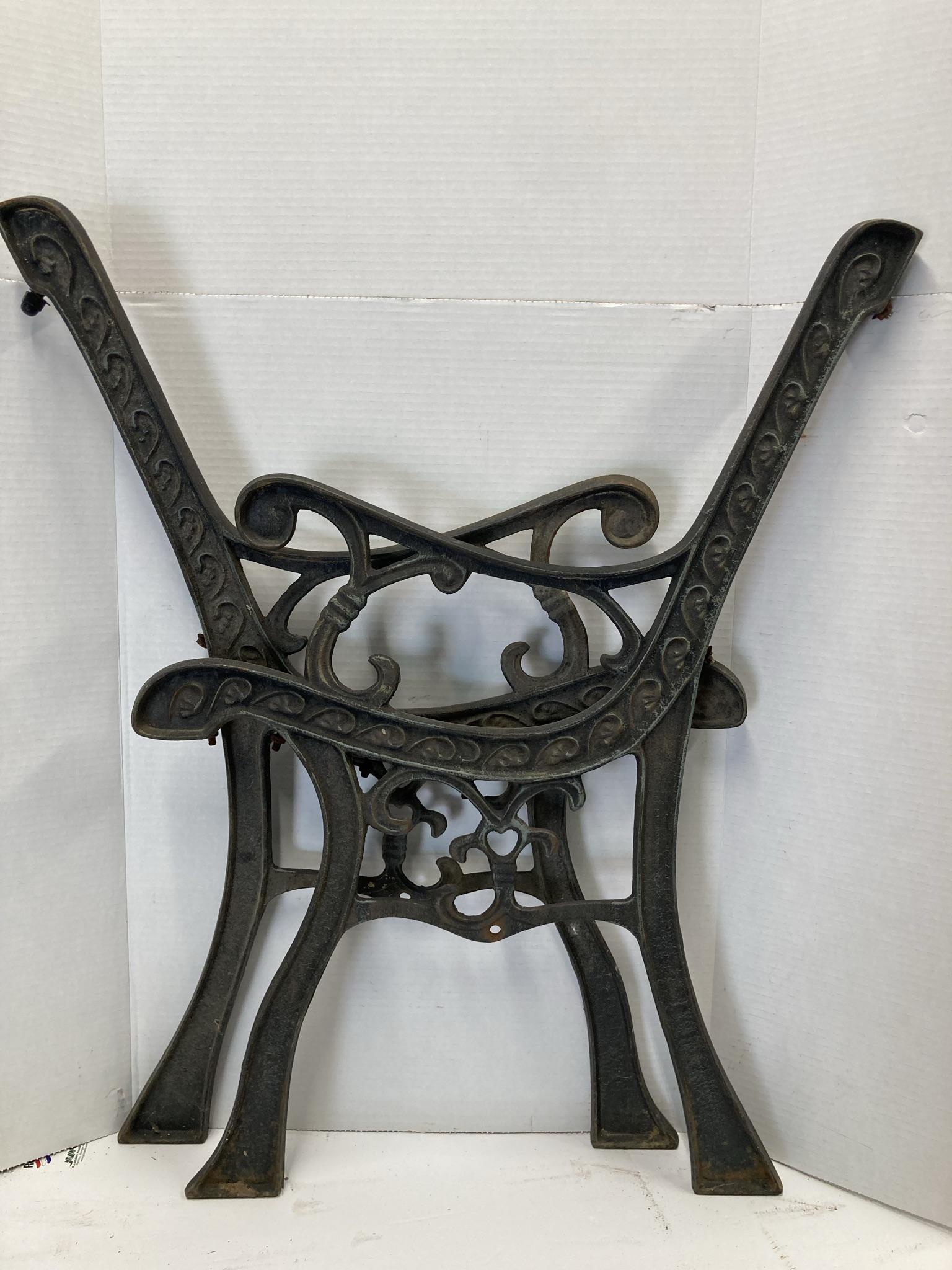 Vintage Cast Iron Park Bench Frames (1 of 8)