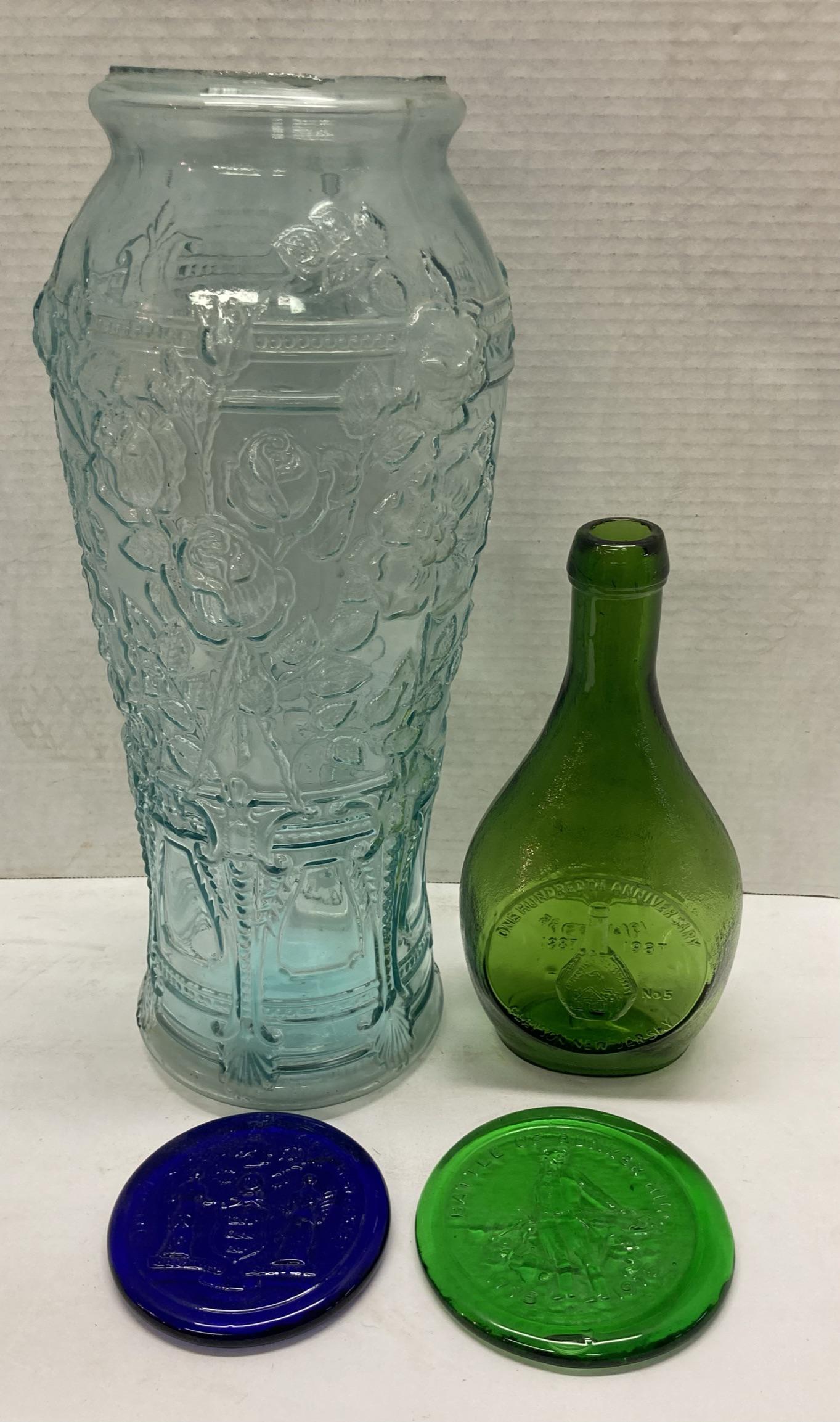 Vintage lot of glassware(4) (1 of 11)