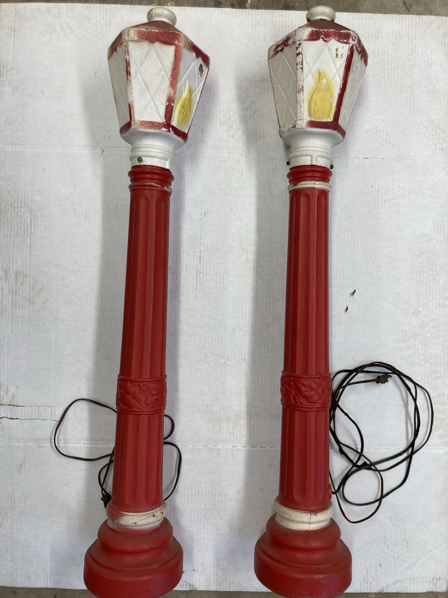 Pair of stand-up Christmas dÃ©cor lights (1 of 7)