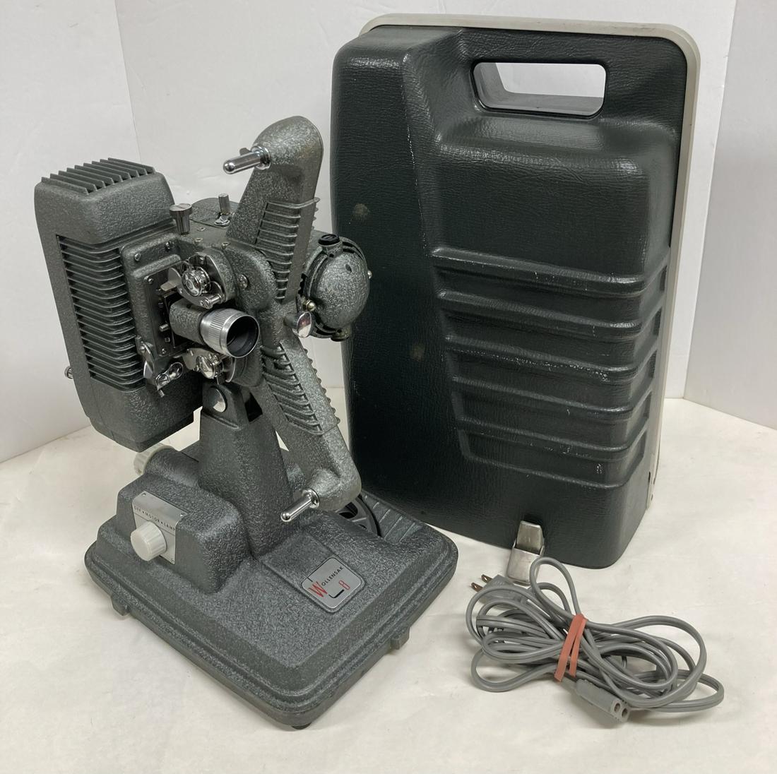 Wollensak Projector Model P-18 900W 105-120V A.C.-D.C. Made in USA: Wollensak Projector Model P-18 900W 105-120V A.C.-D.C. Made in USA