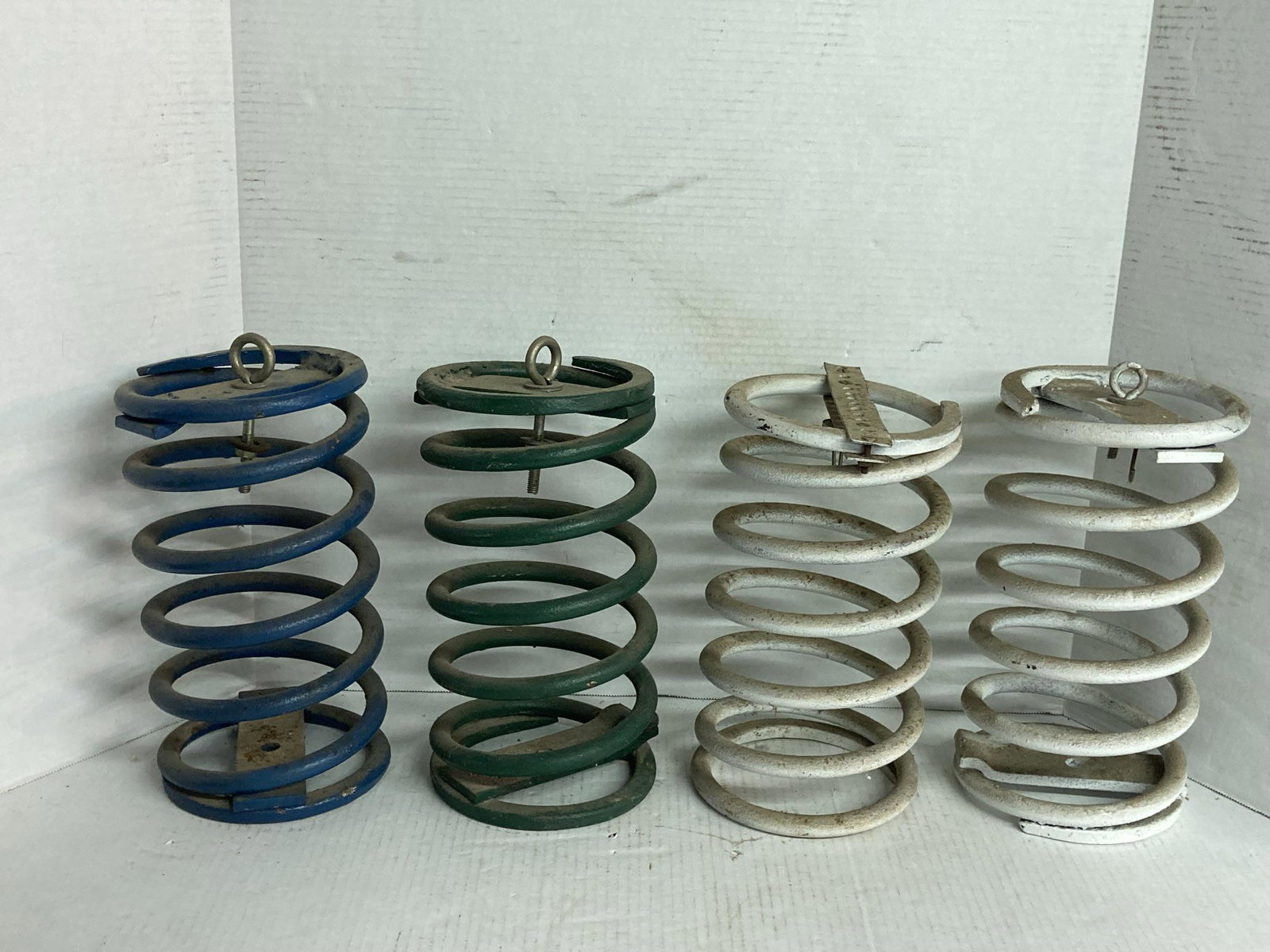 Lot of 4 Large Vintage Industrial/ Steam Punk Springs (1 of 3)