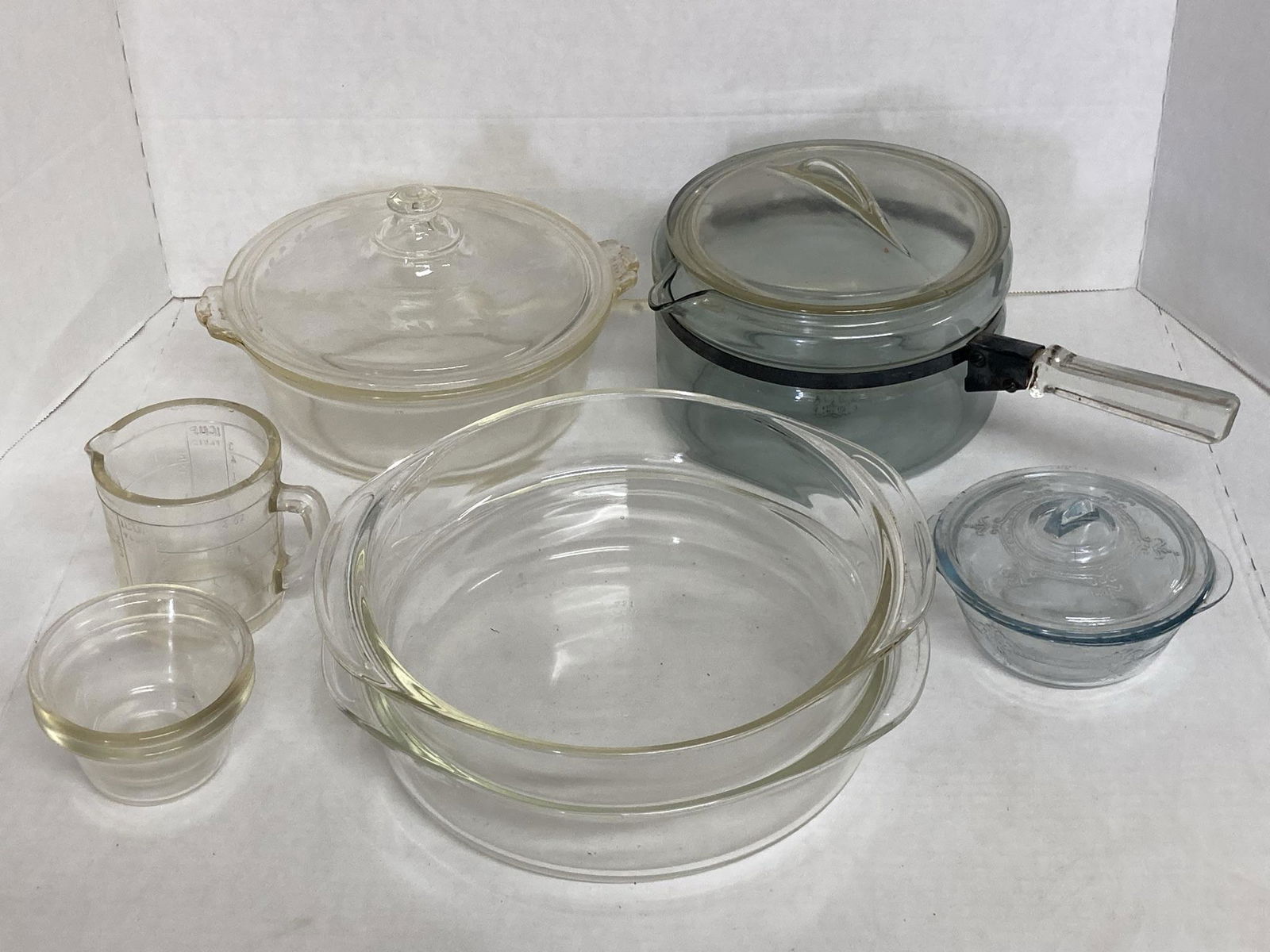 Lot of Vintage Glass including Measuring Cup and Pot by Pyrex (1 of 17)