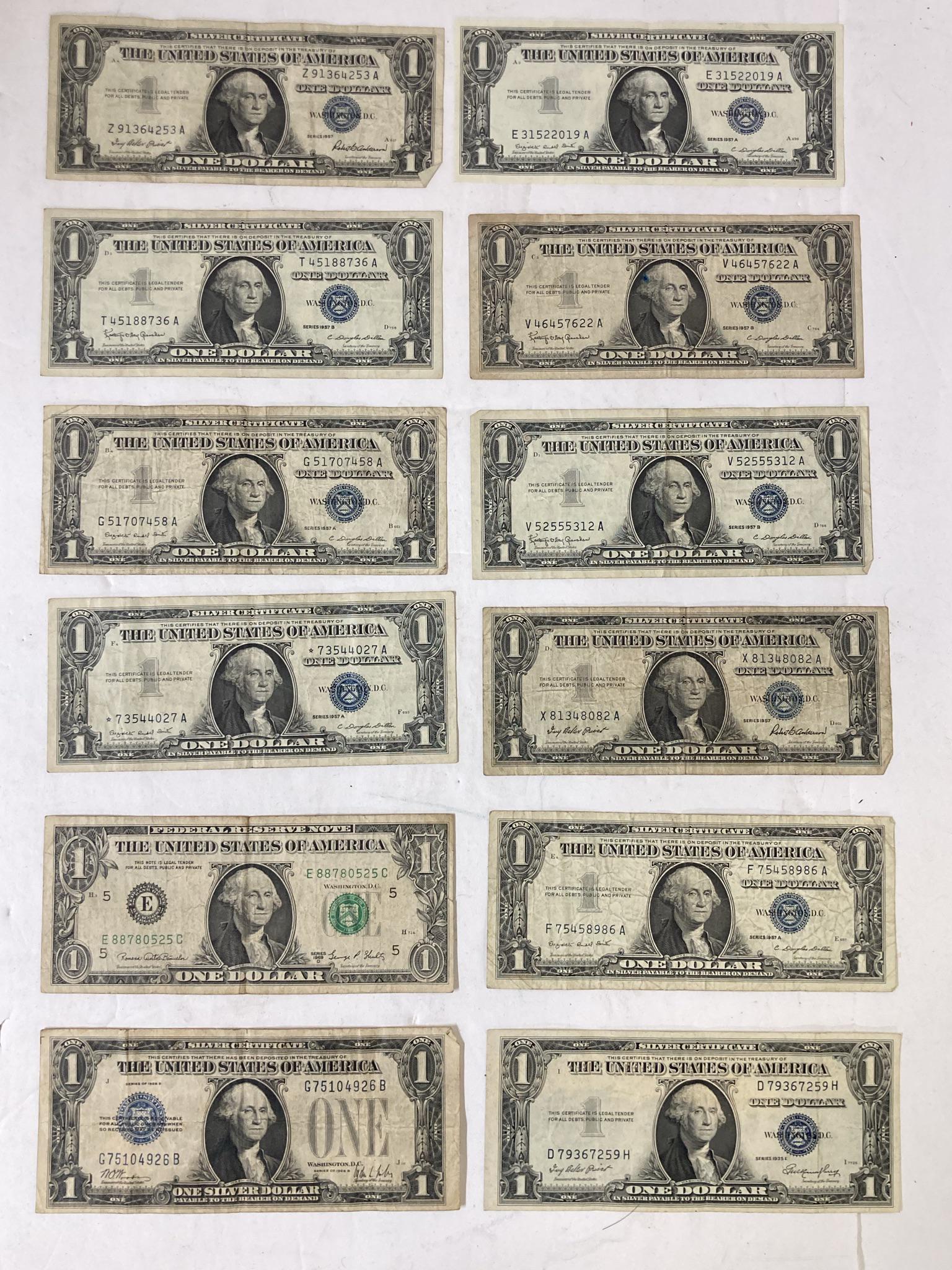 Lot of Twelve Old One Dollar Bills: Lot of Twelve Old One Dollar Bills