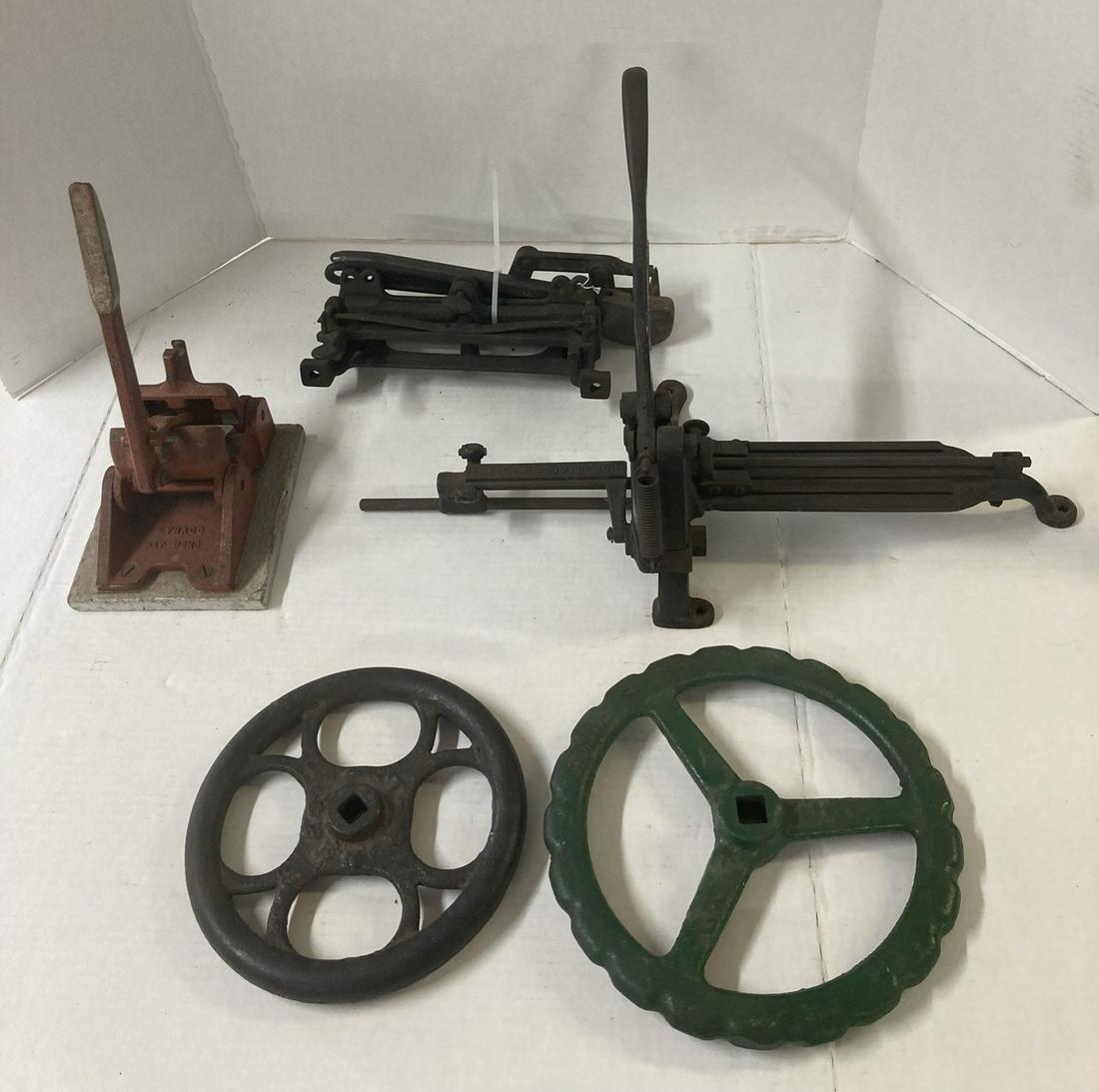 Antique Industrial Cast Iron Tools and Parts for Steampunk design (1 of 9)