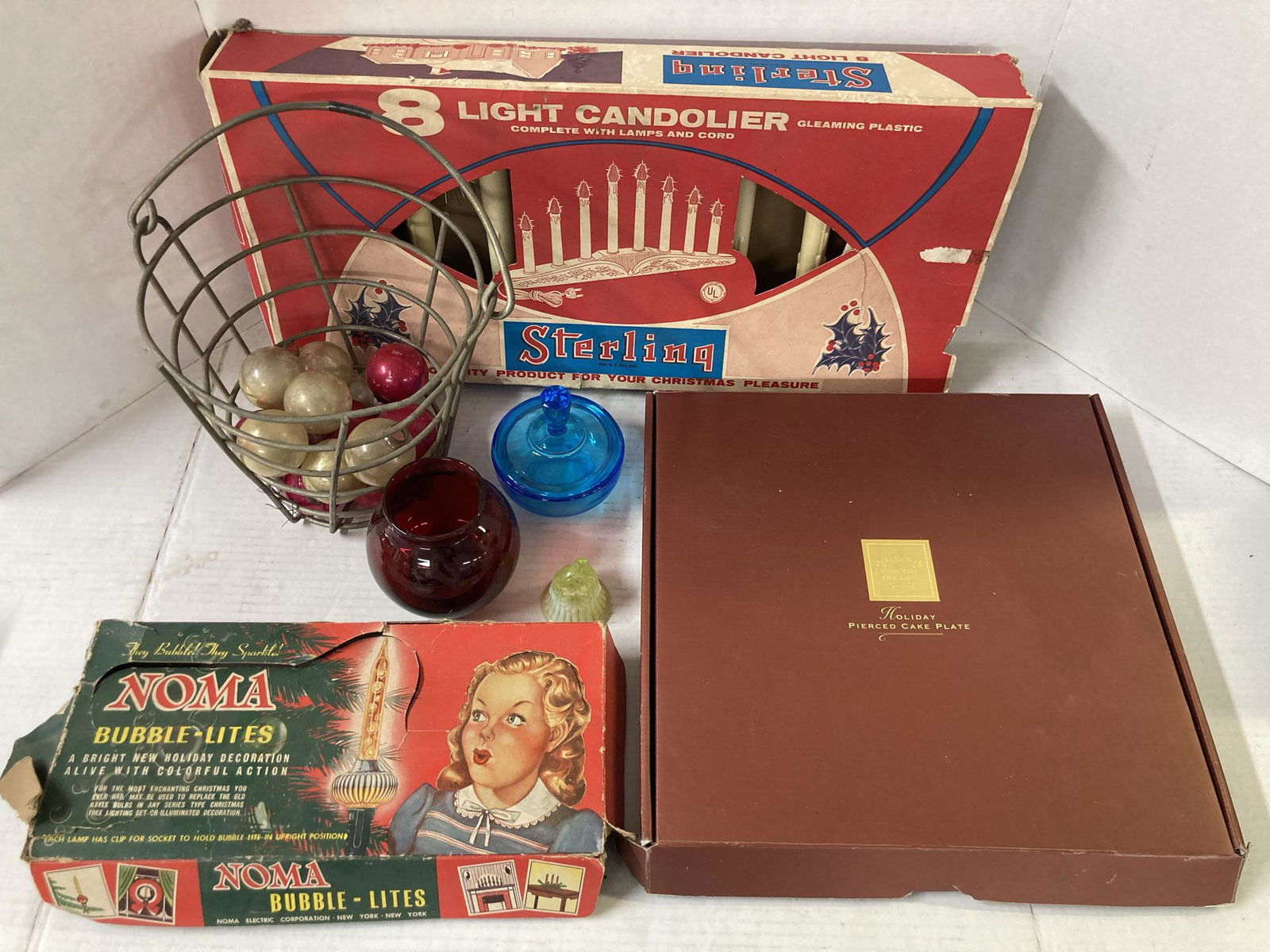 Vintage Lot of Christmas Advertising Items, Glass, and Lights. (1 of 10)