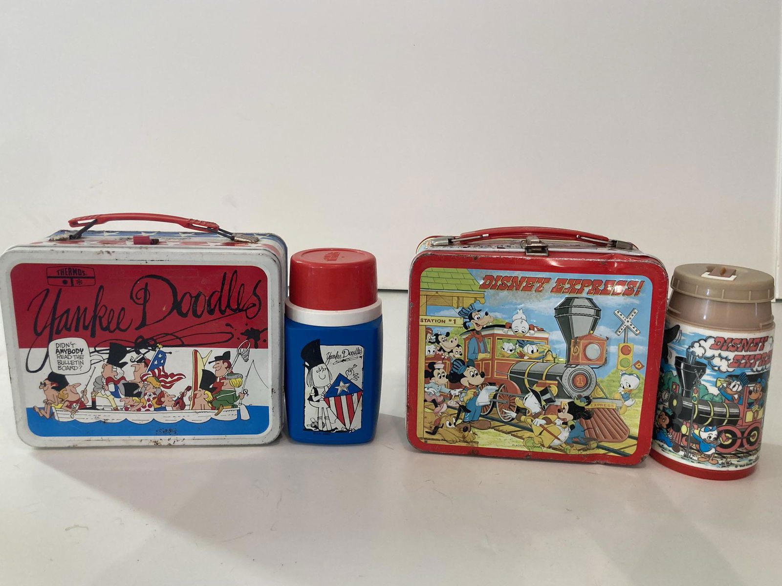 Lot of Vintage Tin Lunch Boxes: Yankee Doodles and Disney Express (1 of 10)
