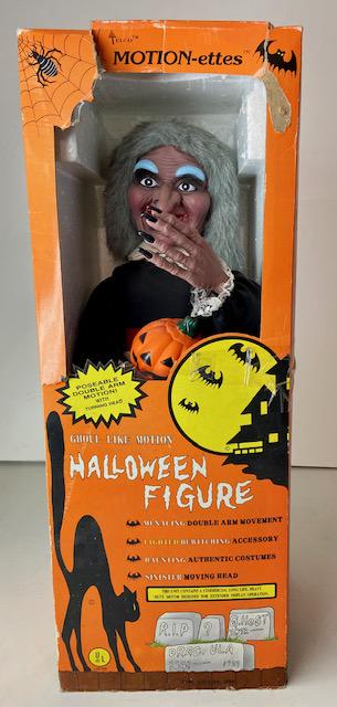 Vintage Goul Like Motion Halloween Witch Figure (1 of 6)