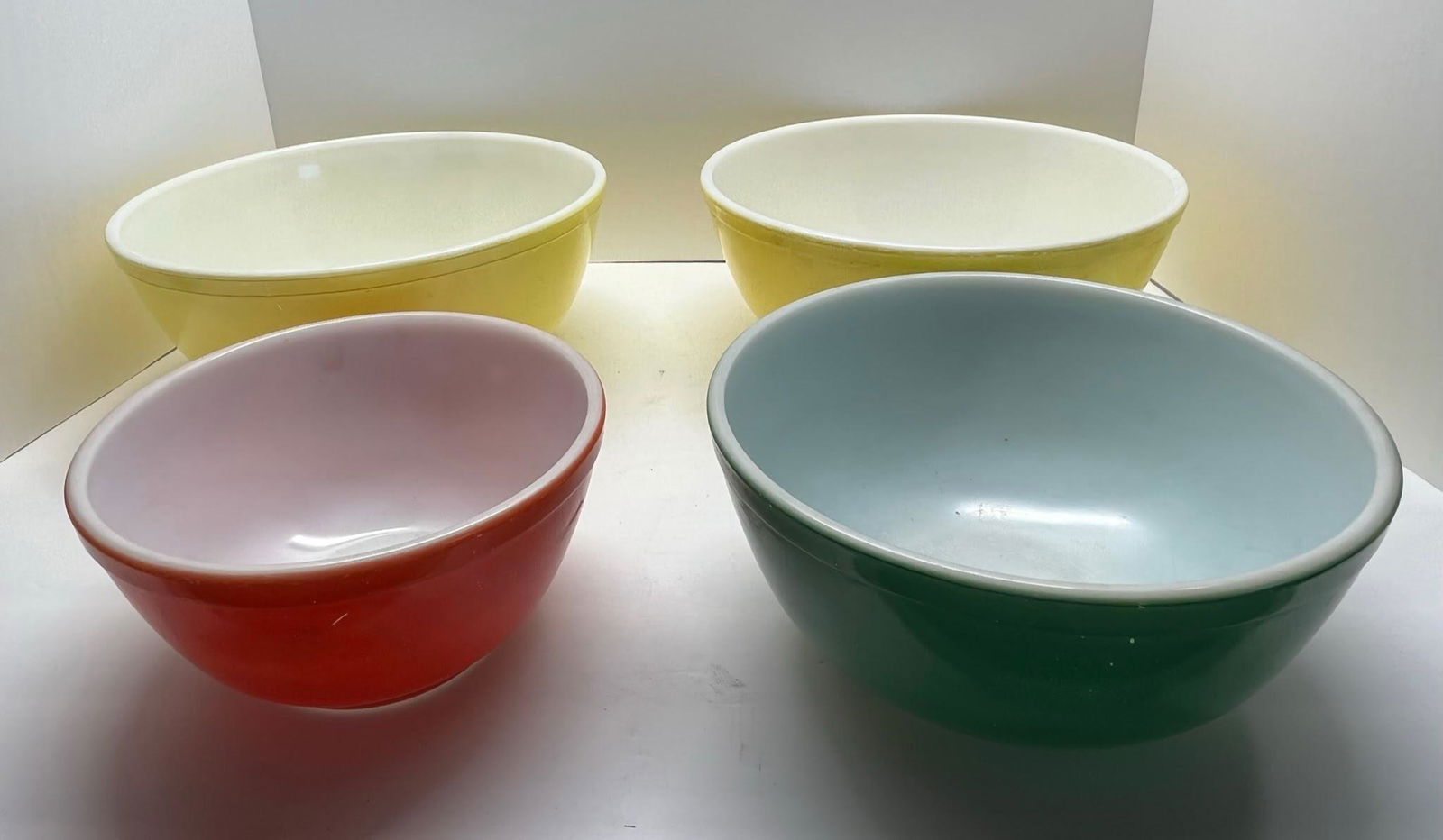 Four Pyrex Primary Color Nesting Bowls (1 of 10)