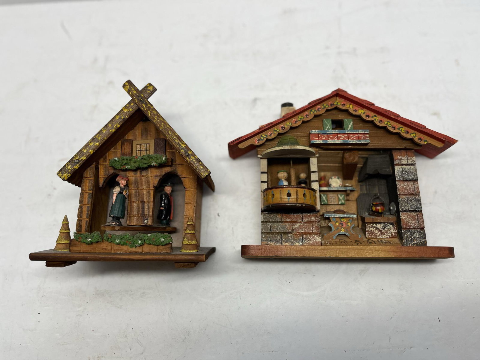 Two Wooden Dioramas: 2 Wooden dioramas, handmade
