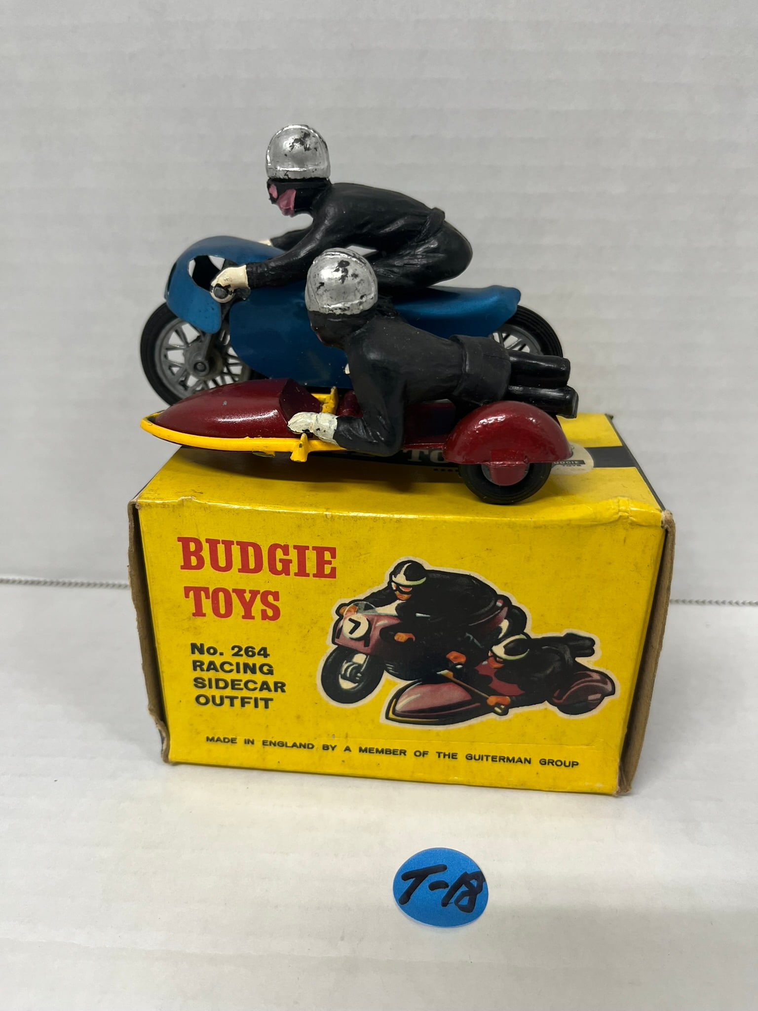 Budgie Toys No. 264: Racing Sidecar Outfit