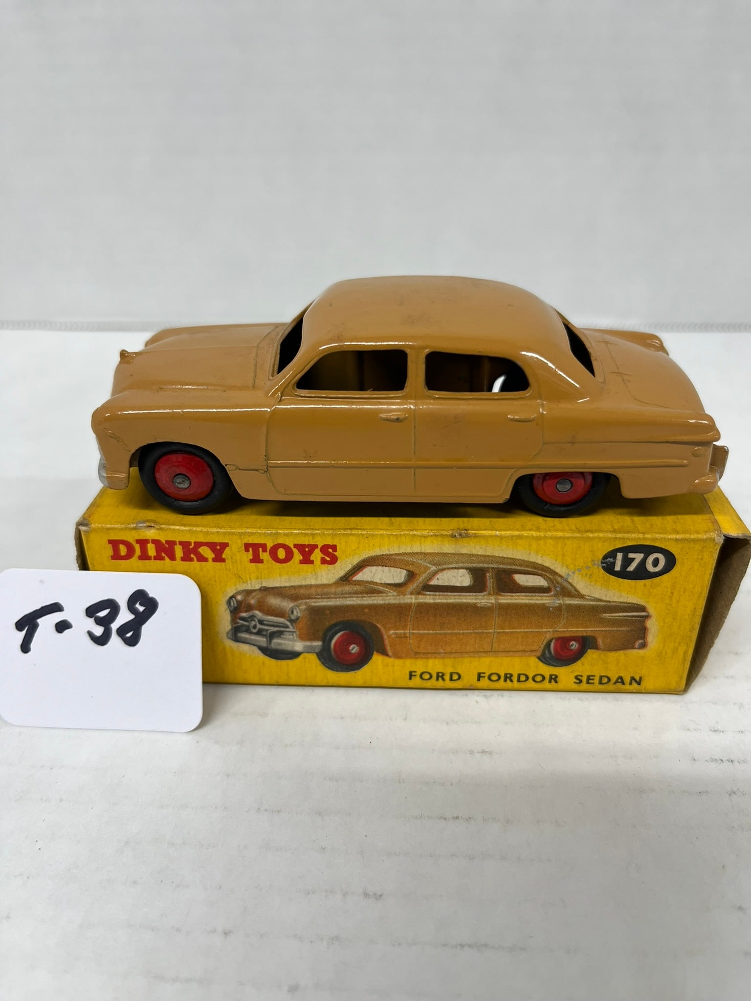 Dinky Toys 170 (1 of 1)