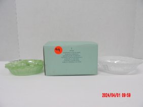 PartyLite P7730 Chamomile Glass Flower