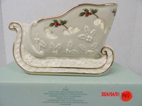 PartyLite P7663 Holly Leaf Sleigh Candle Holder
