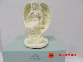 PartyLite P7888 Angel of Love