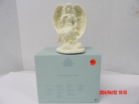 PartyLite P7888 Angel of Love