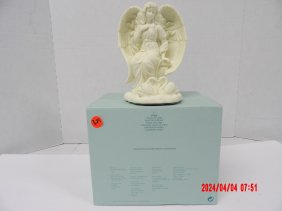 PartyLite P7888 Angel of Love
