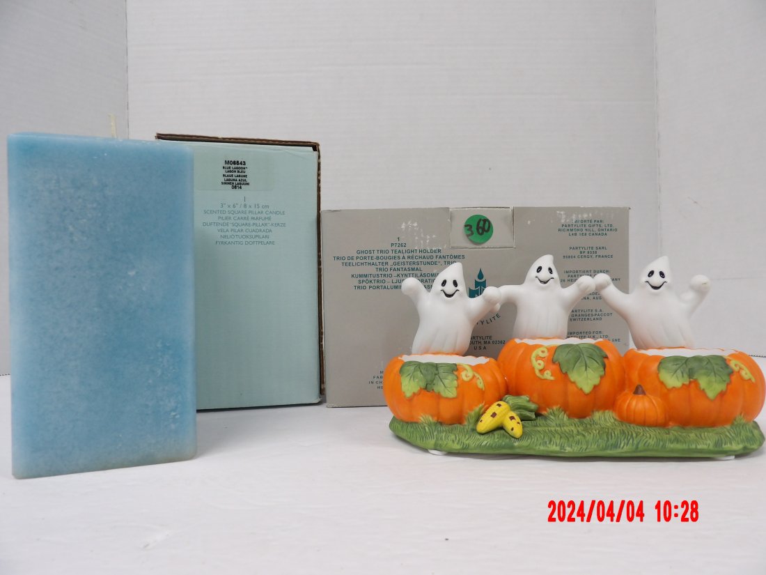 PartyLite P7262 Ghost Trio Tealight Holder (1 of 1)