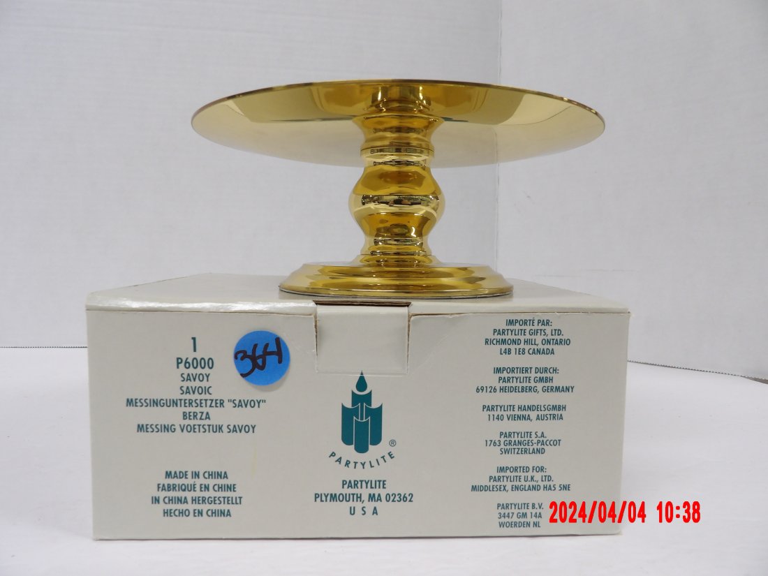 PartyLite P6000 Brass Savoy Candle Tray (1 of 1)