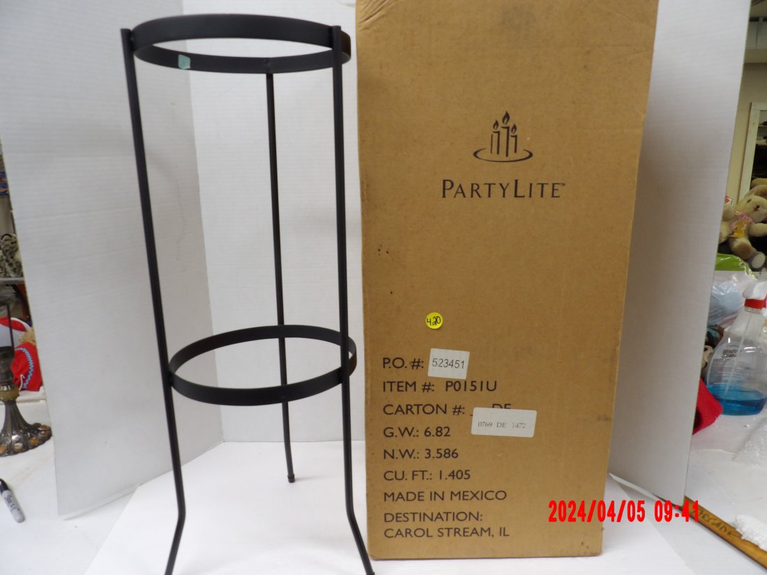 PartyLite P01510 Sabella Candle Stand: PartyLite P01510 Sabella Candle Stand 12x12x26
