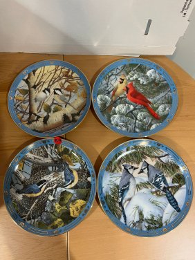 Collectible Plates  P19