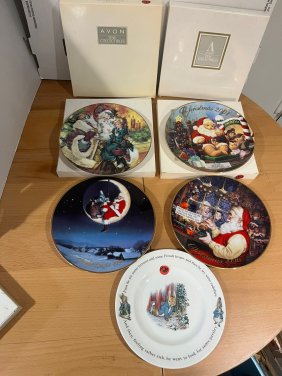 Collectible Plates  P26